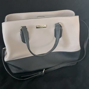 Beautiful Kate Spade purse Lightly used-well cared for.Over arm or over shoulder